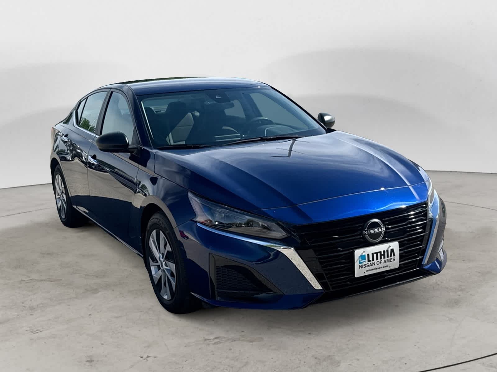 Thumbnail: 2024 Nissan Altima - 6