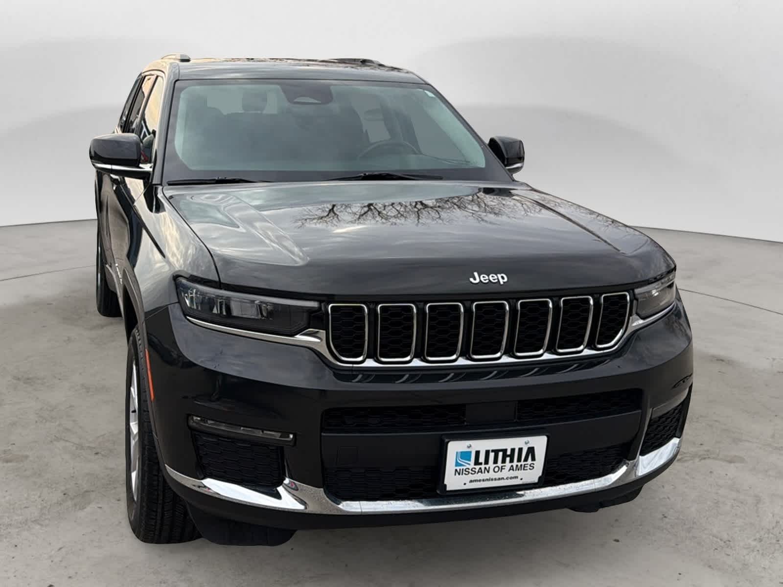 Thumbnail: 2022 Jeep Grand Cherokee - 6