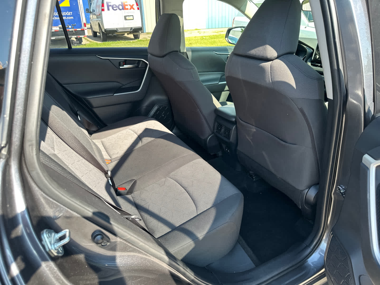 Thumbnail: 2019 Toyota RAV4 - 8