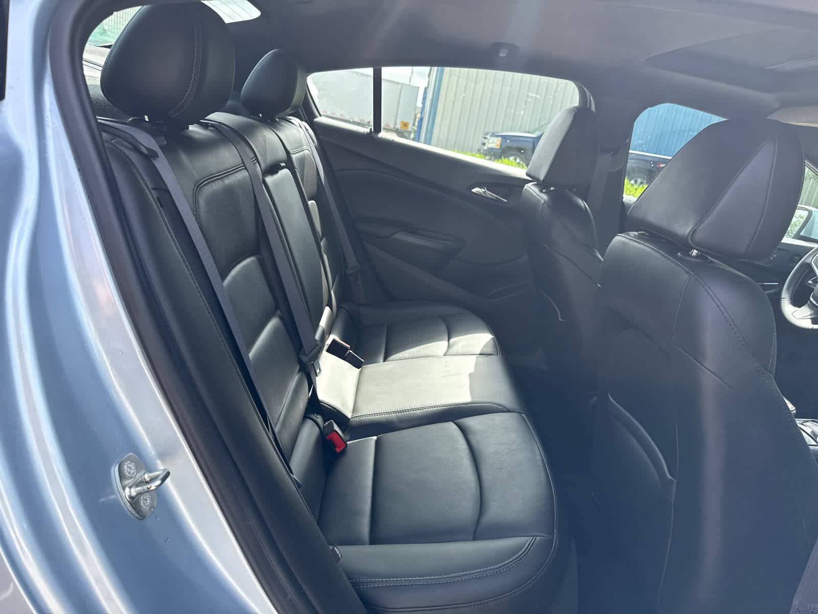 Thumbnail: 2017 Chevrolet Cruze - 10