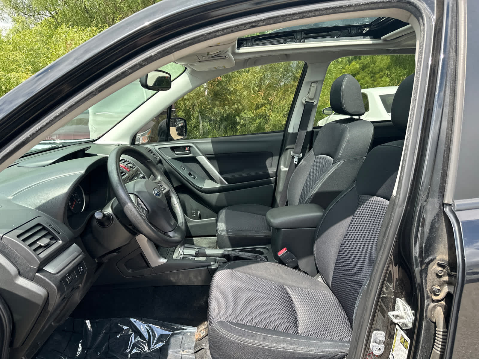 Thumbnail: 2015 Subaru Forester - 11