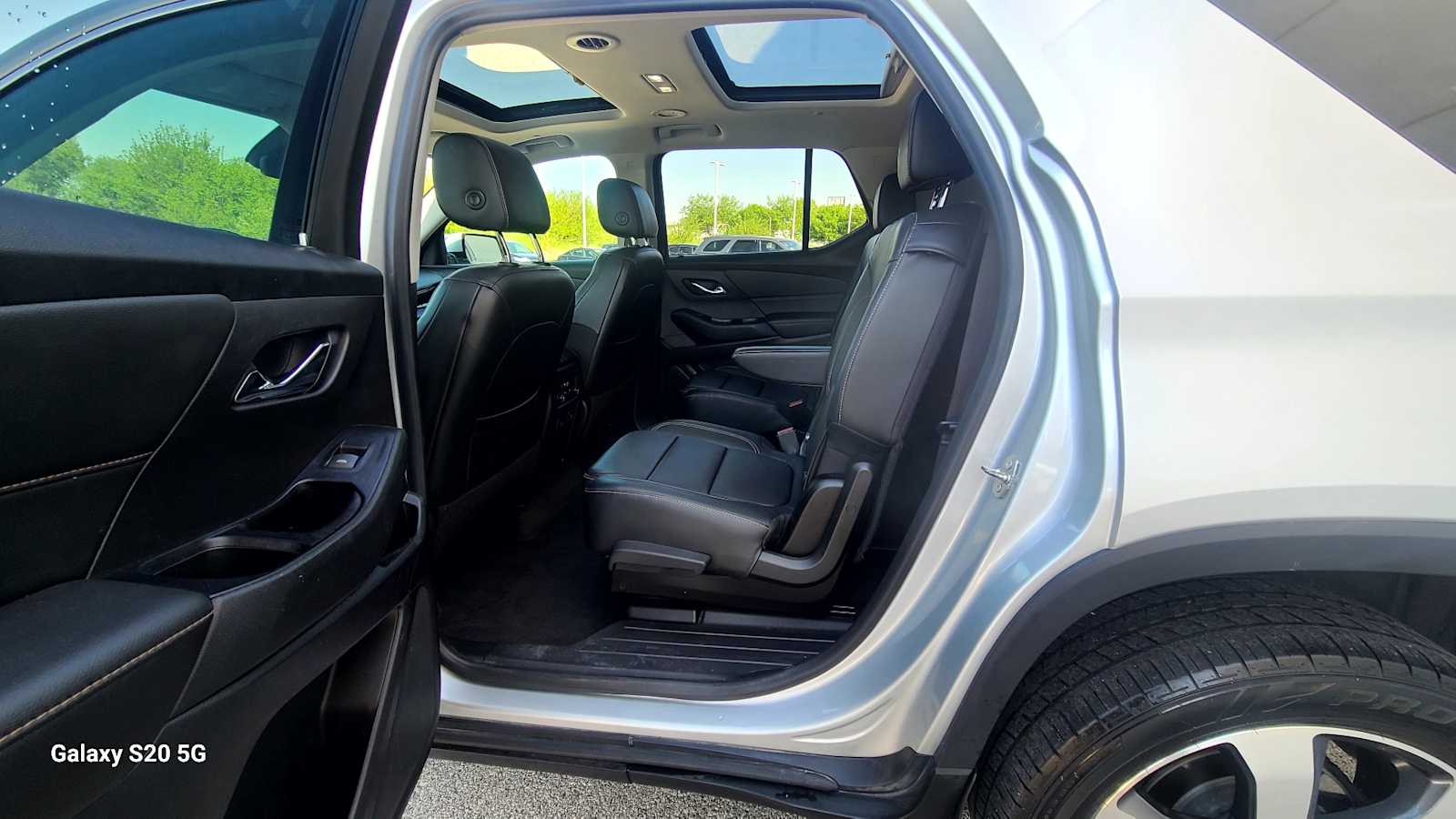 Thumbnail: 2019 Chevrolet Traverse - 28
