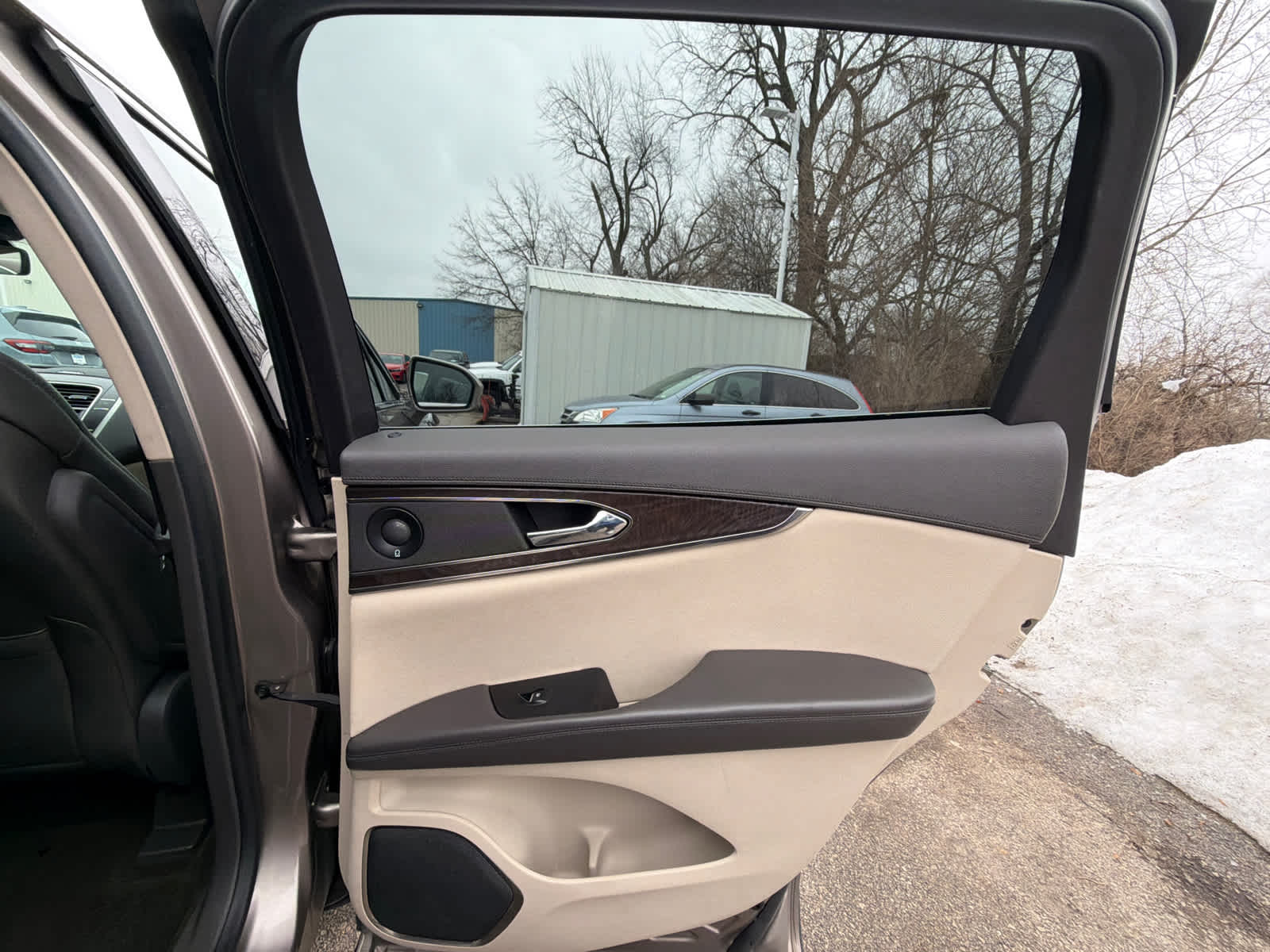 Thumbnail: 2019 Lincoln Nautilus - 9