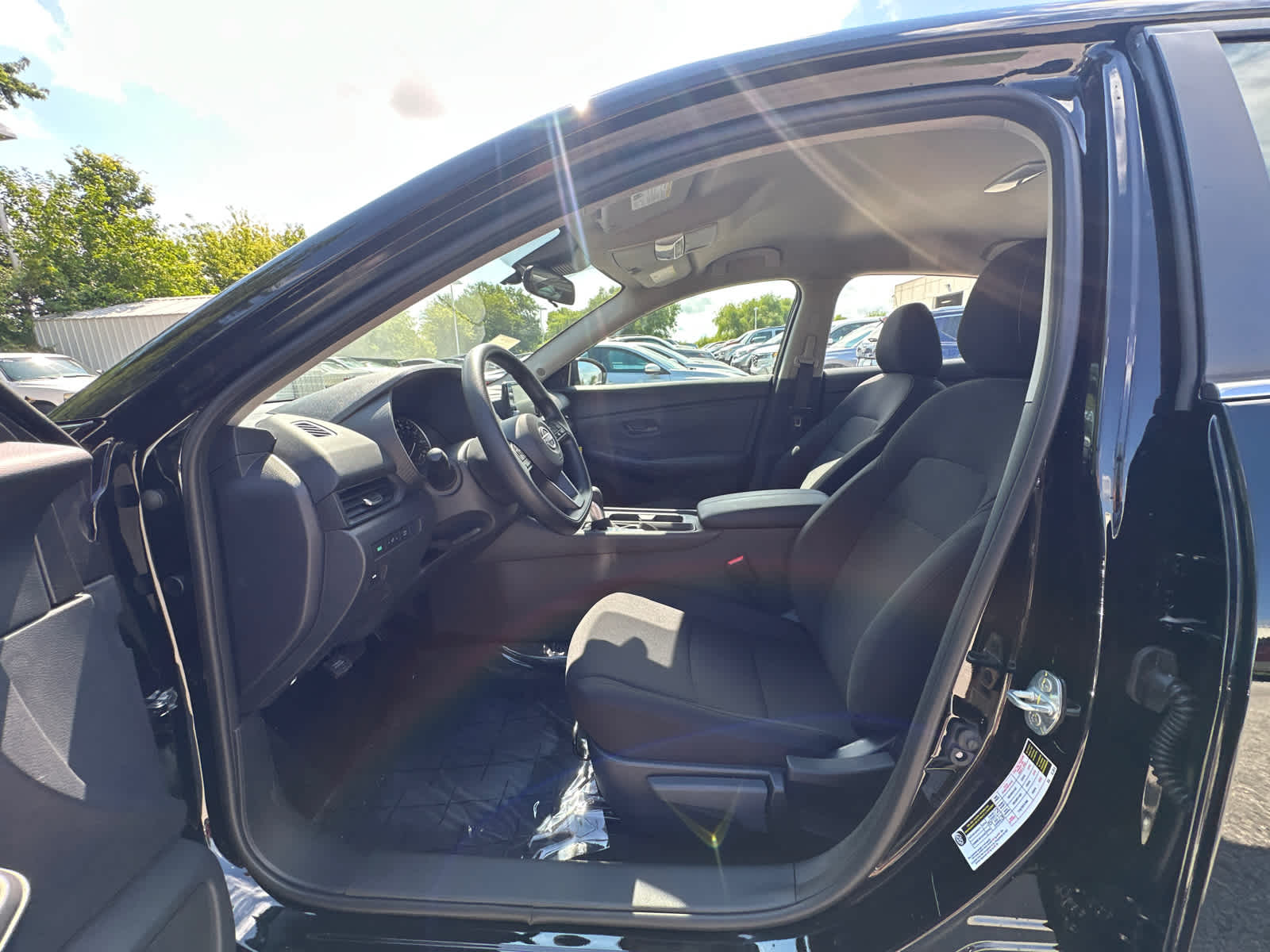 Thumbnail: 2025 Nissan Sentra - 15