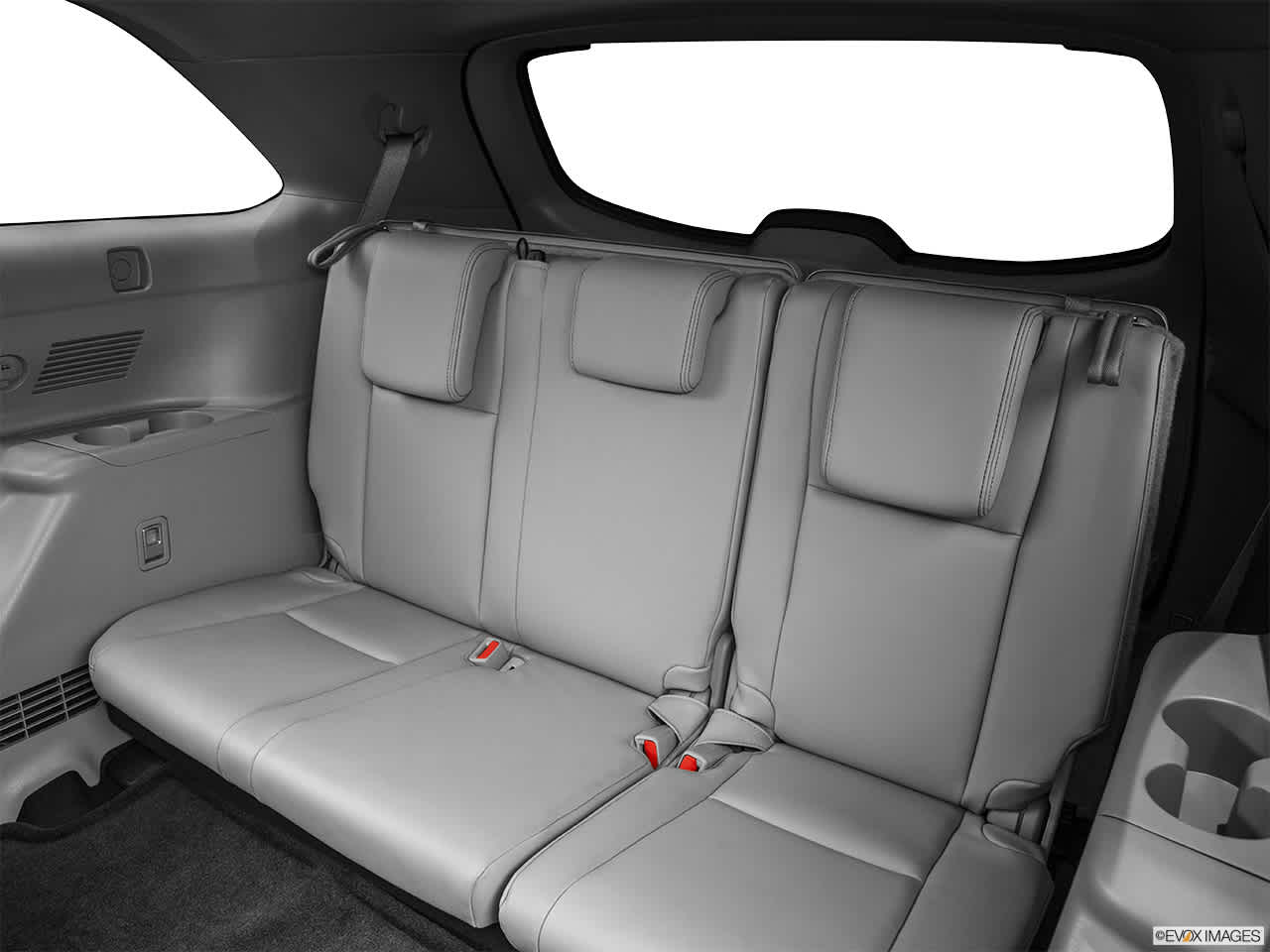 Thumbnail: 2014 Toyota Highlander - 24