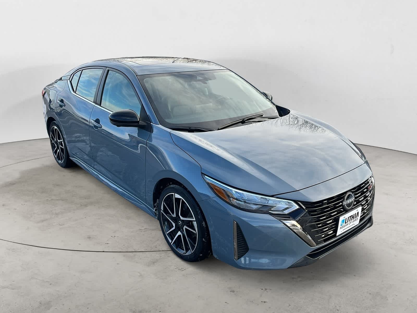 Thumbnail: 2024 Nissan Sentra - 2