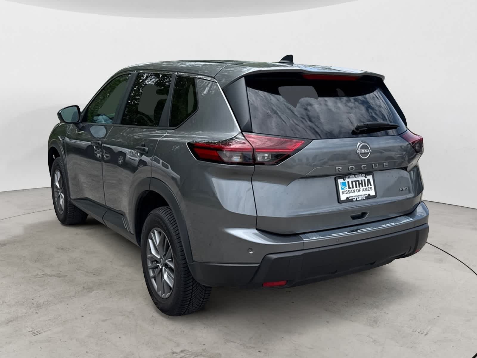 Thumbnail: 2024 Nissan Rogue - 4