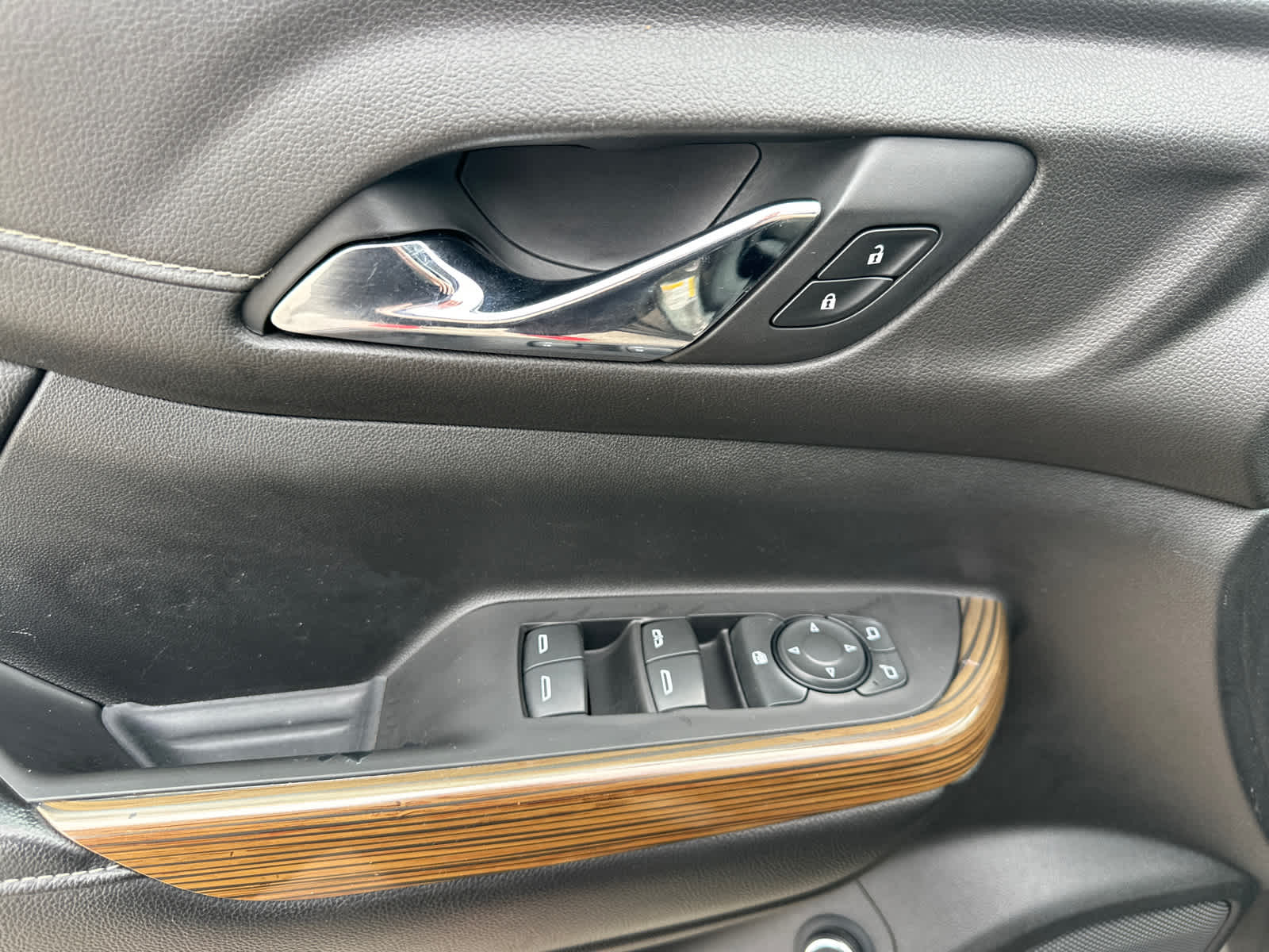 Thumbnail: 2019 GMC Acadia - 21