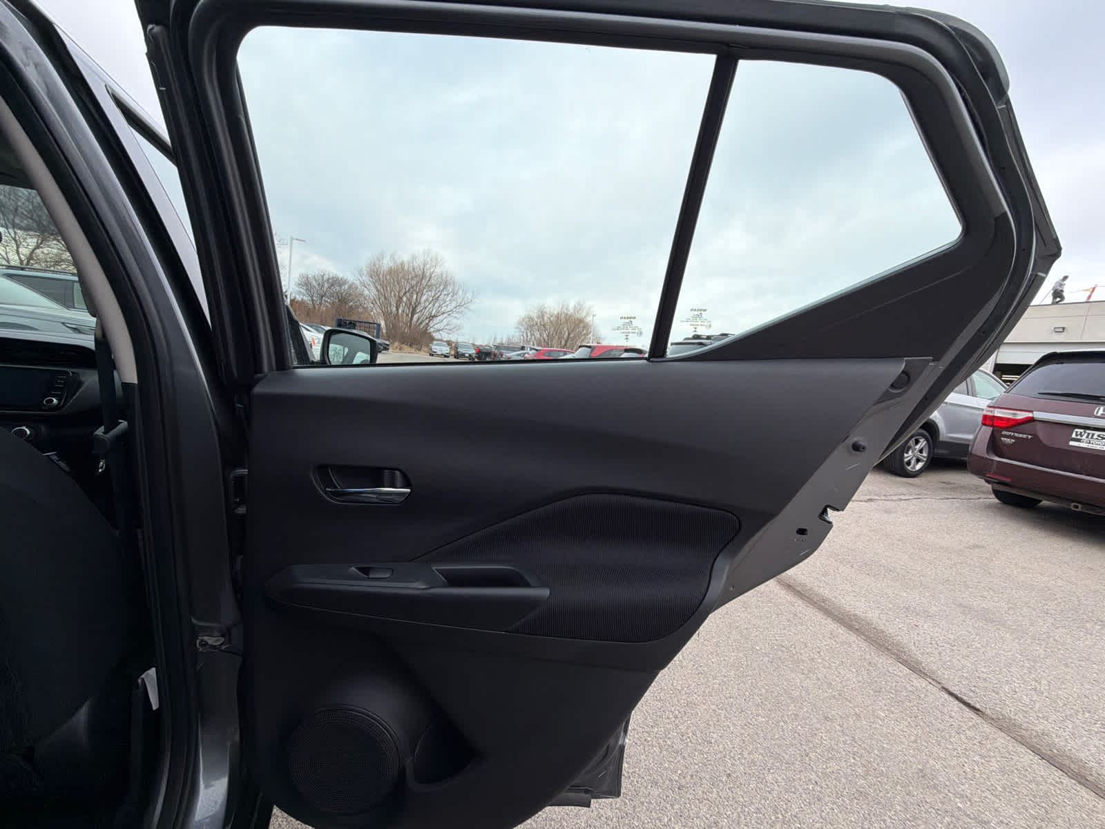 Thumbnail: 2023 Nissan Kicks - 9