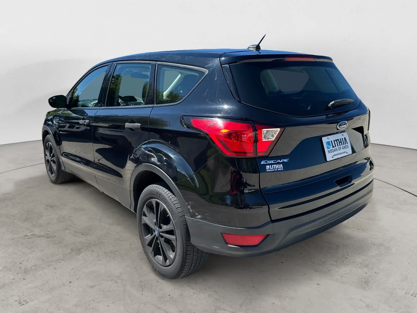 Thumbnail: 2019 Ford Escape - 2