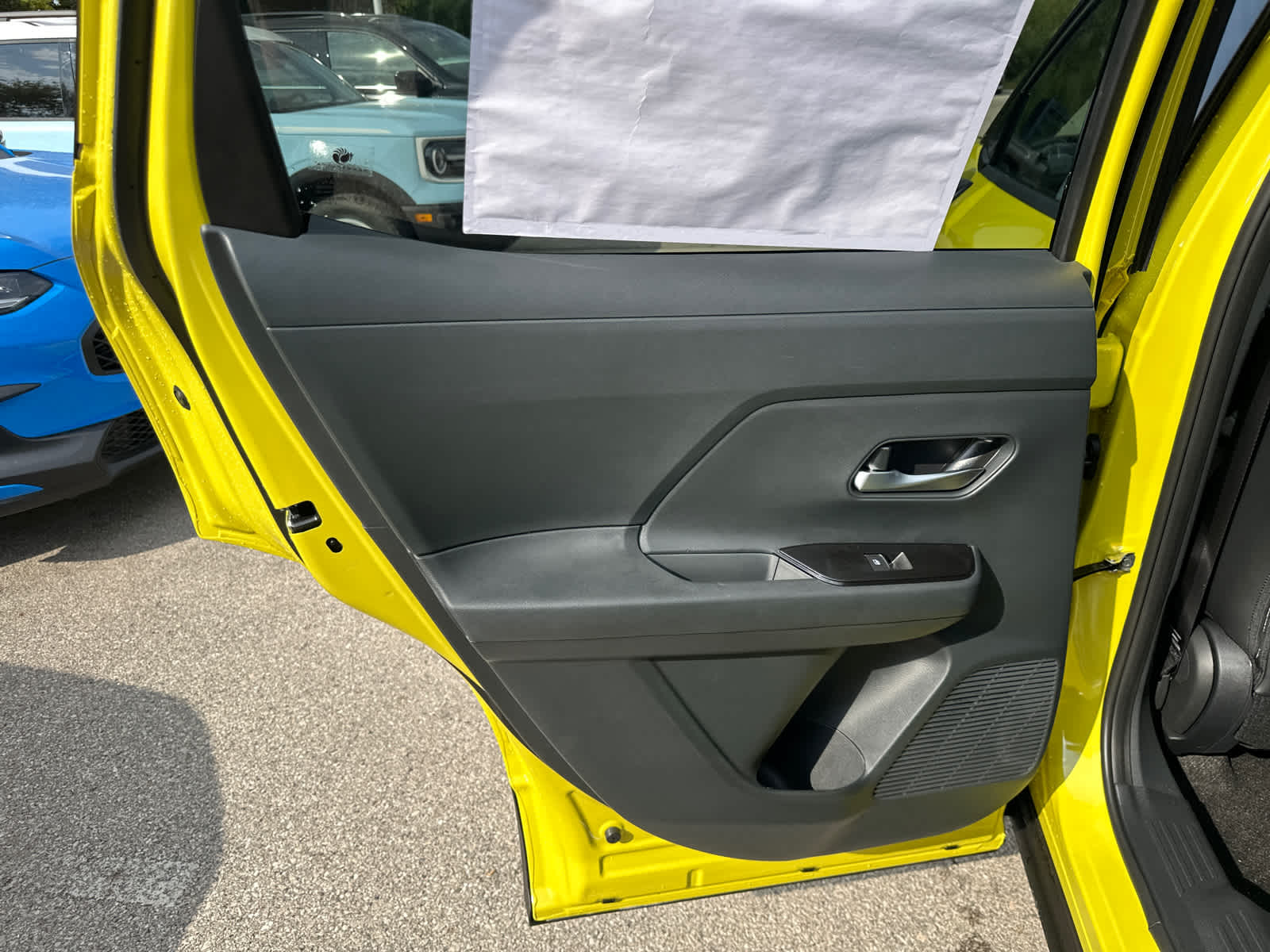 Thumbnail: 2026 Nissan Kicks - 13