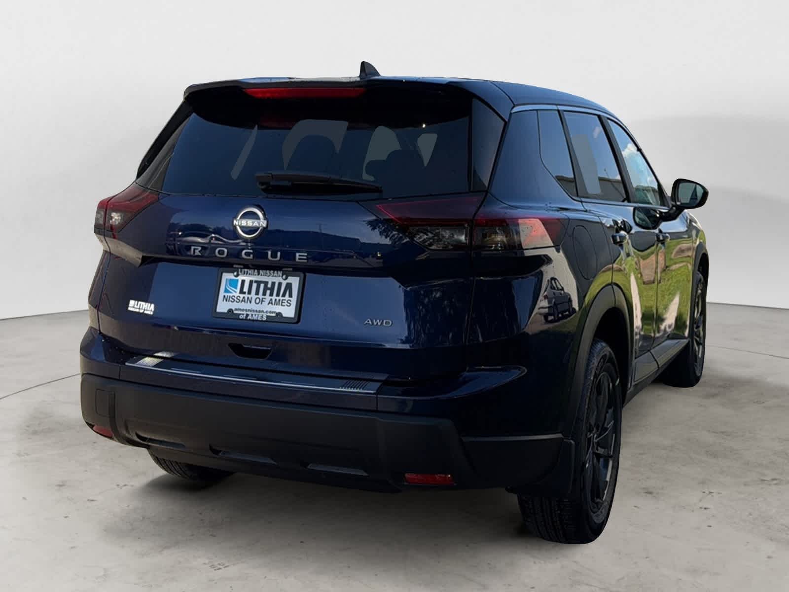 Thumbnail: 2026 Nissan Rogue - 4