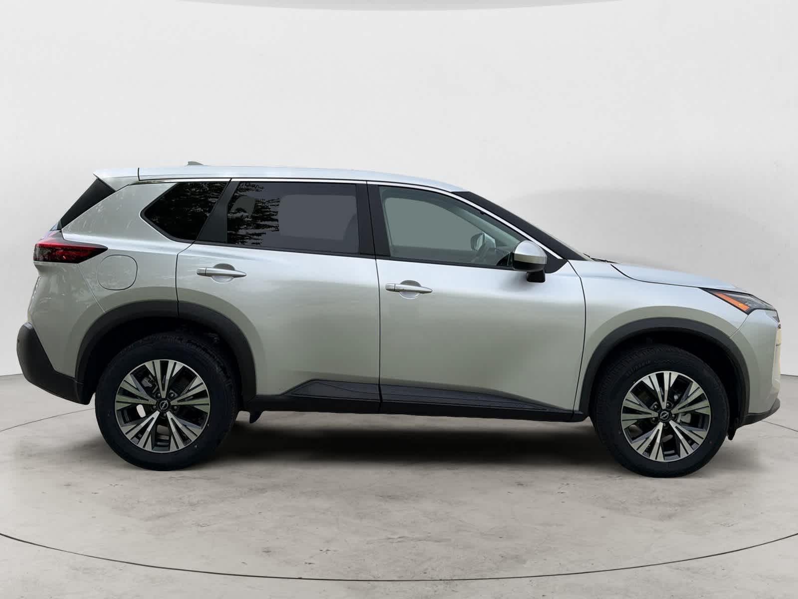 Thumbnail: 2023 Nissan Rogue - 5