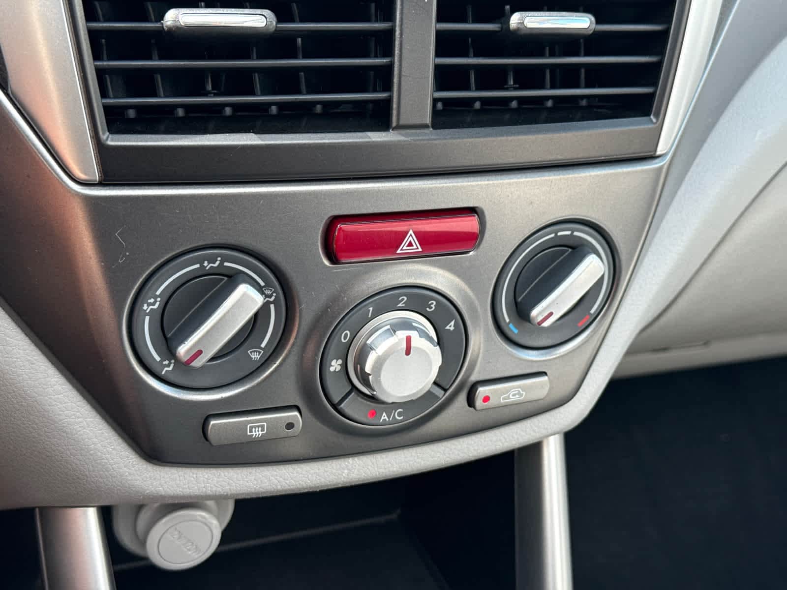 Thumbnail: 2012 Subaru Forester - 19