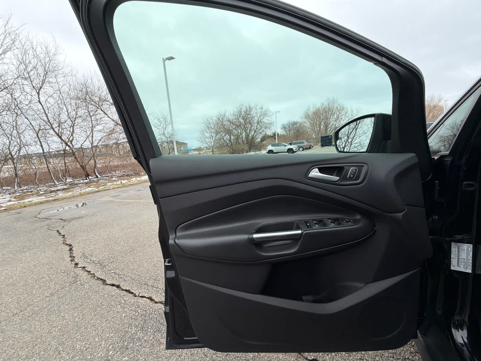 Thumbnail: 2017 Ford C-Max - 15