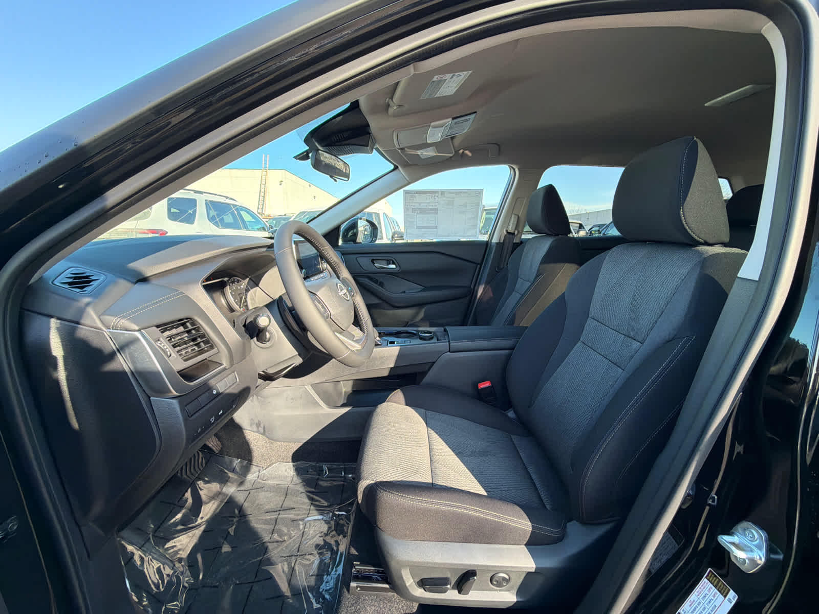 Thumbnail: 2026 Nissan Rogue - 17