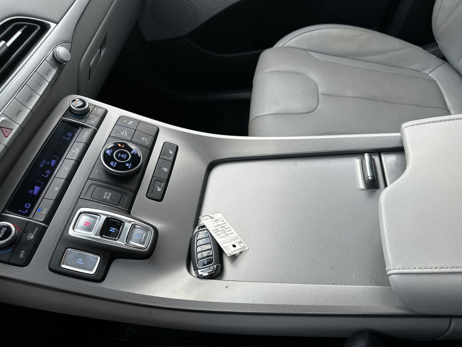 Thumbnail: 2020 Hyundai Palisade - 29