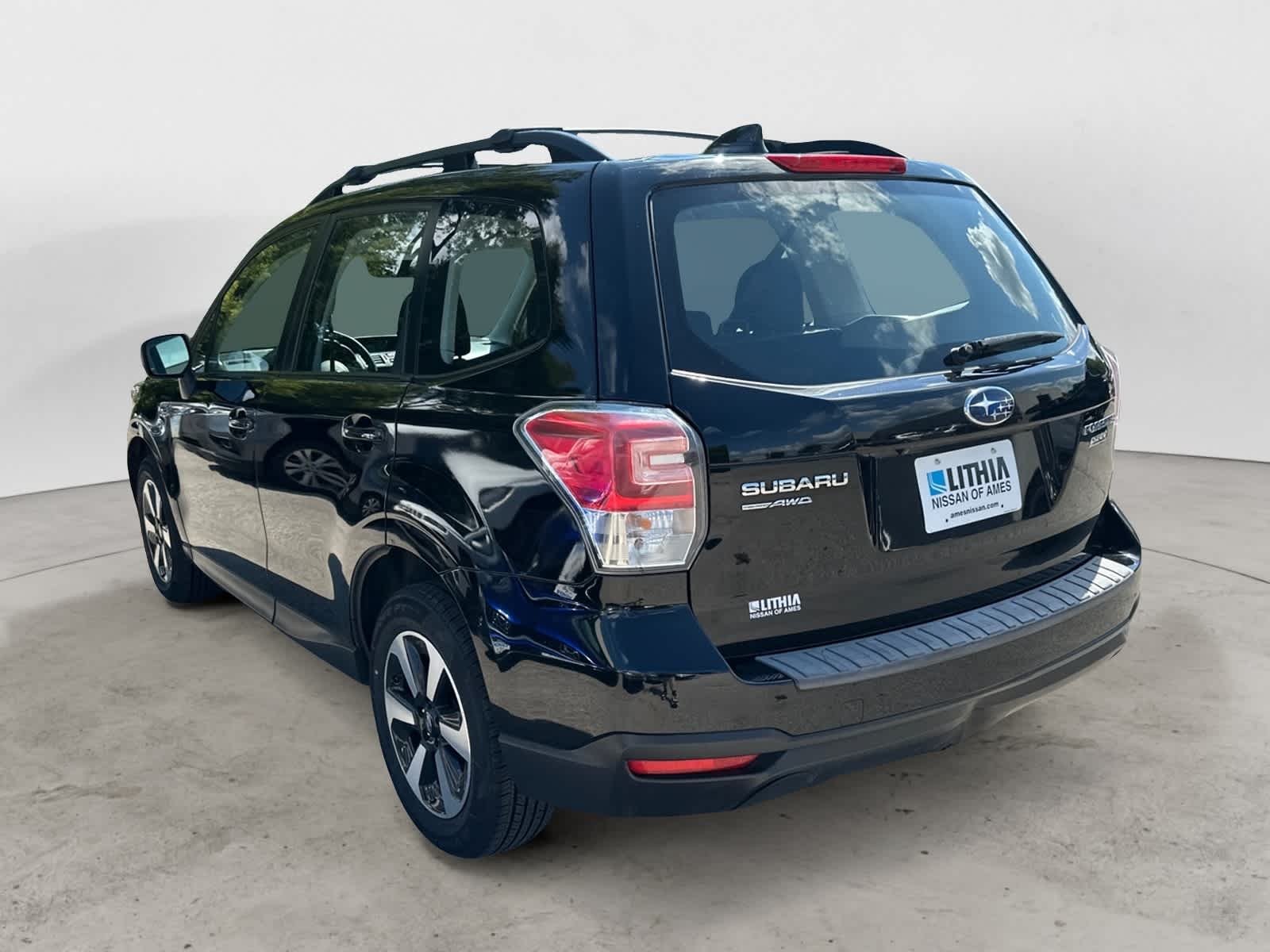 Thumbnail: 2017 Subaru Forester - 2