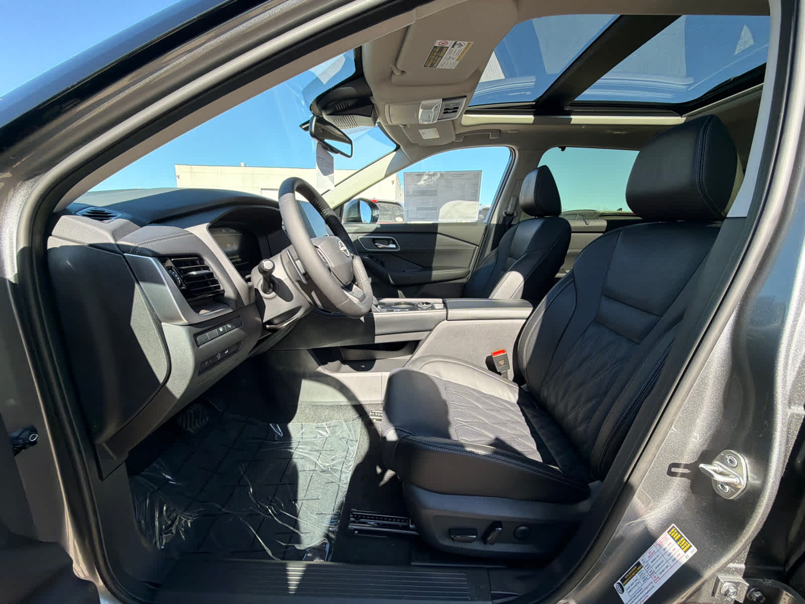 Thumbnail: 2026 Nissan Rogue - 17