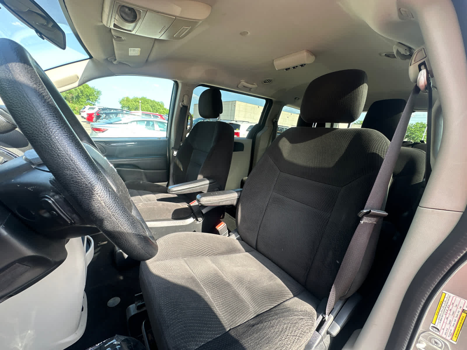Thumbnail: 2017 Dodge Grand Caravan - 20