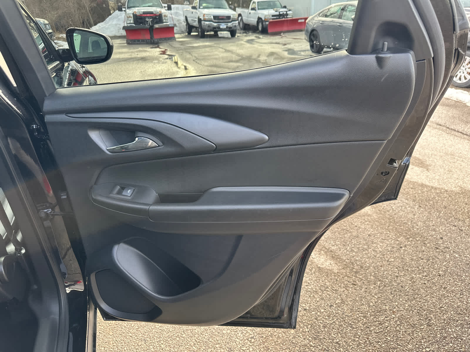 Thumbnail: 2023 Chevrolet TrailBlazer - 8