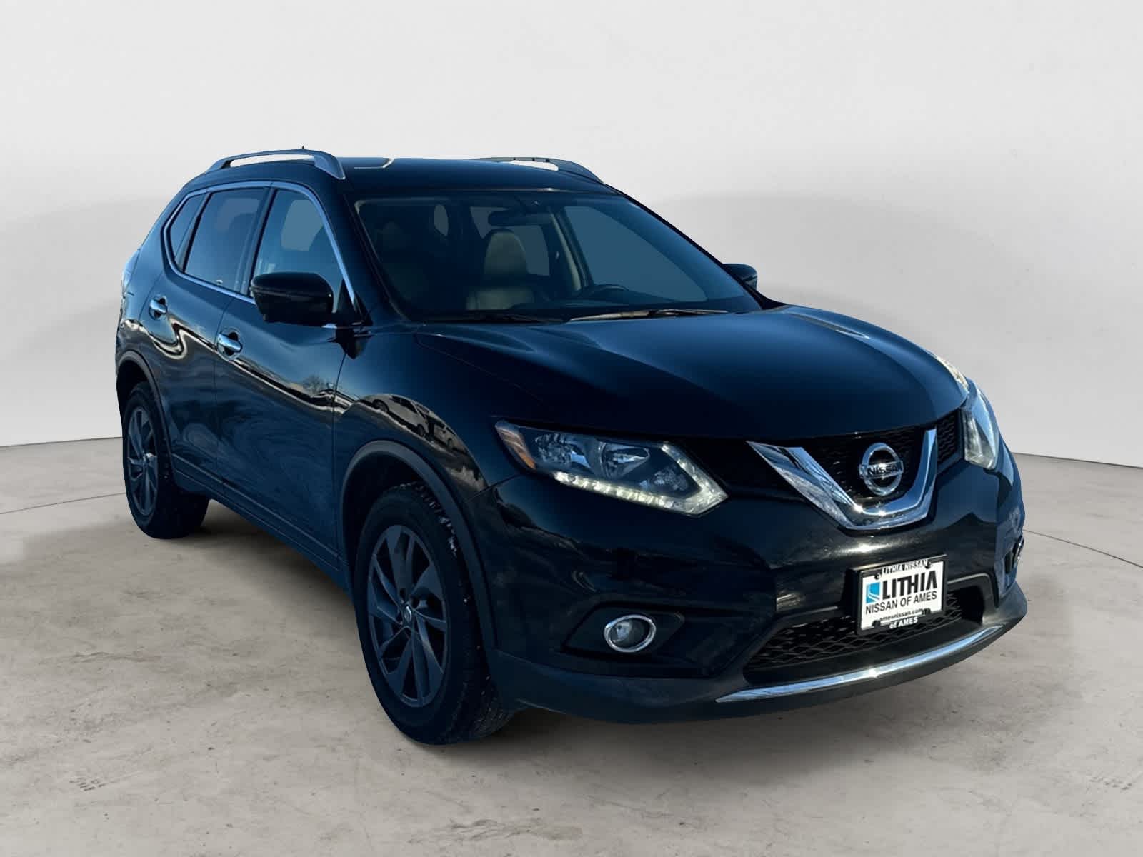Thumbnail: 2016 Nissan Rogue - 4