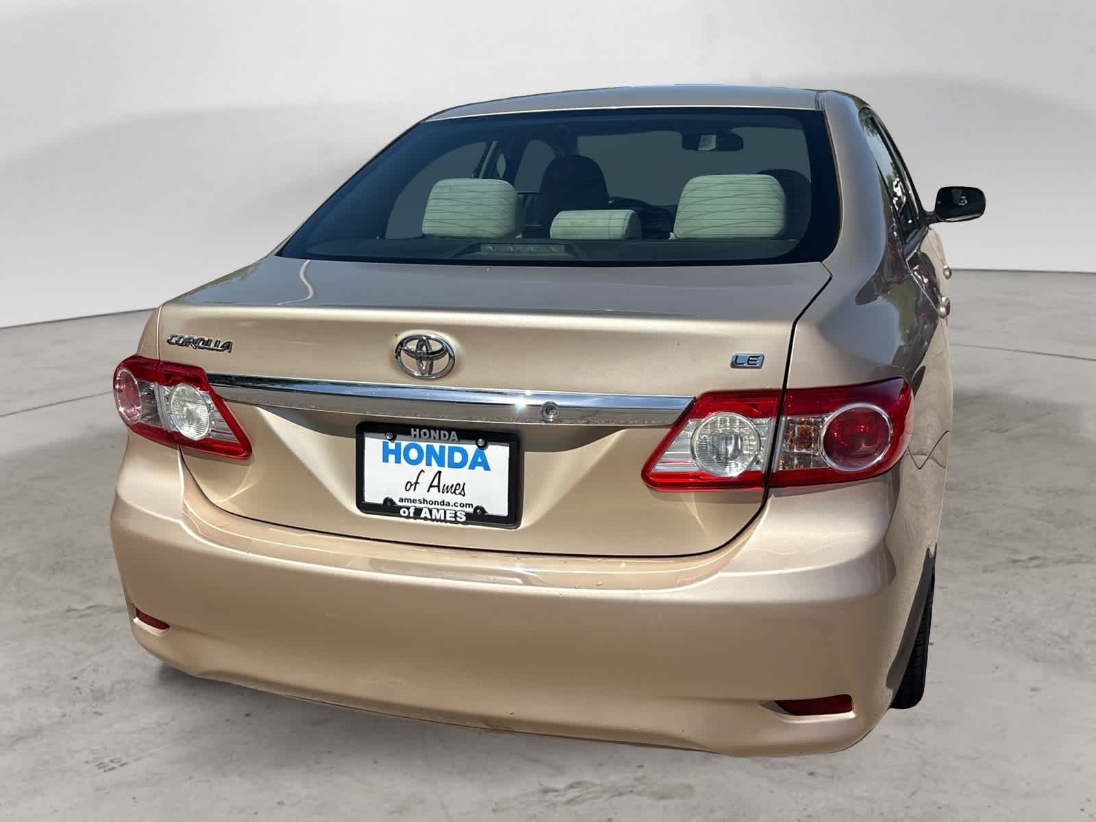 Thumbnail: 2012 Toyota Corolla - 6