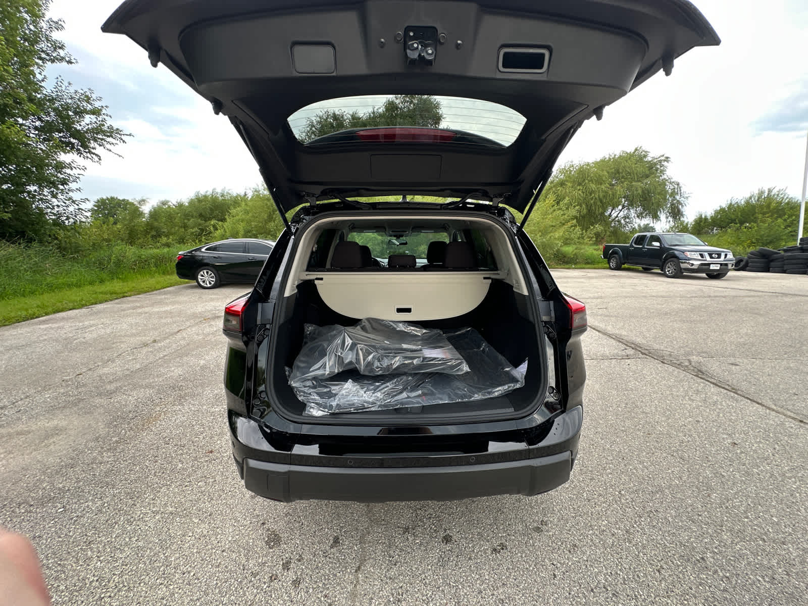 Thumbnail: 2026 Nissan Rogue - 10