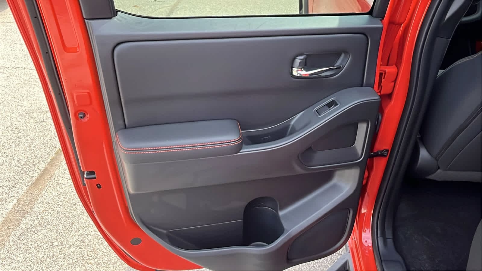 Thumbnail: 2025 Nissan Frontier - 13