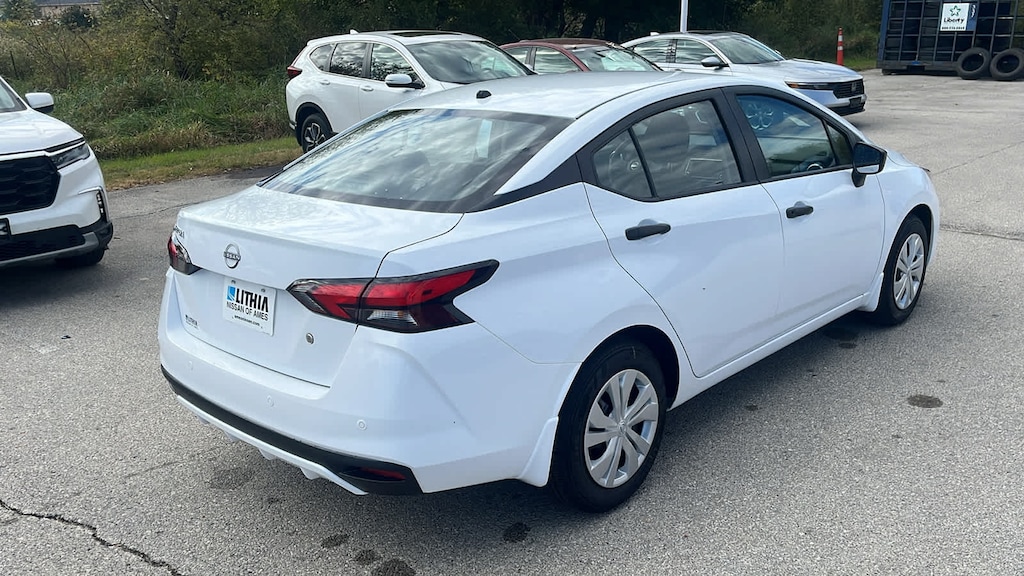 New 2025 Nissan Versa 1.6 S Sedan