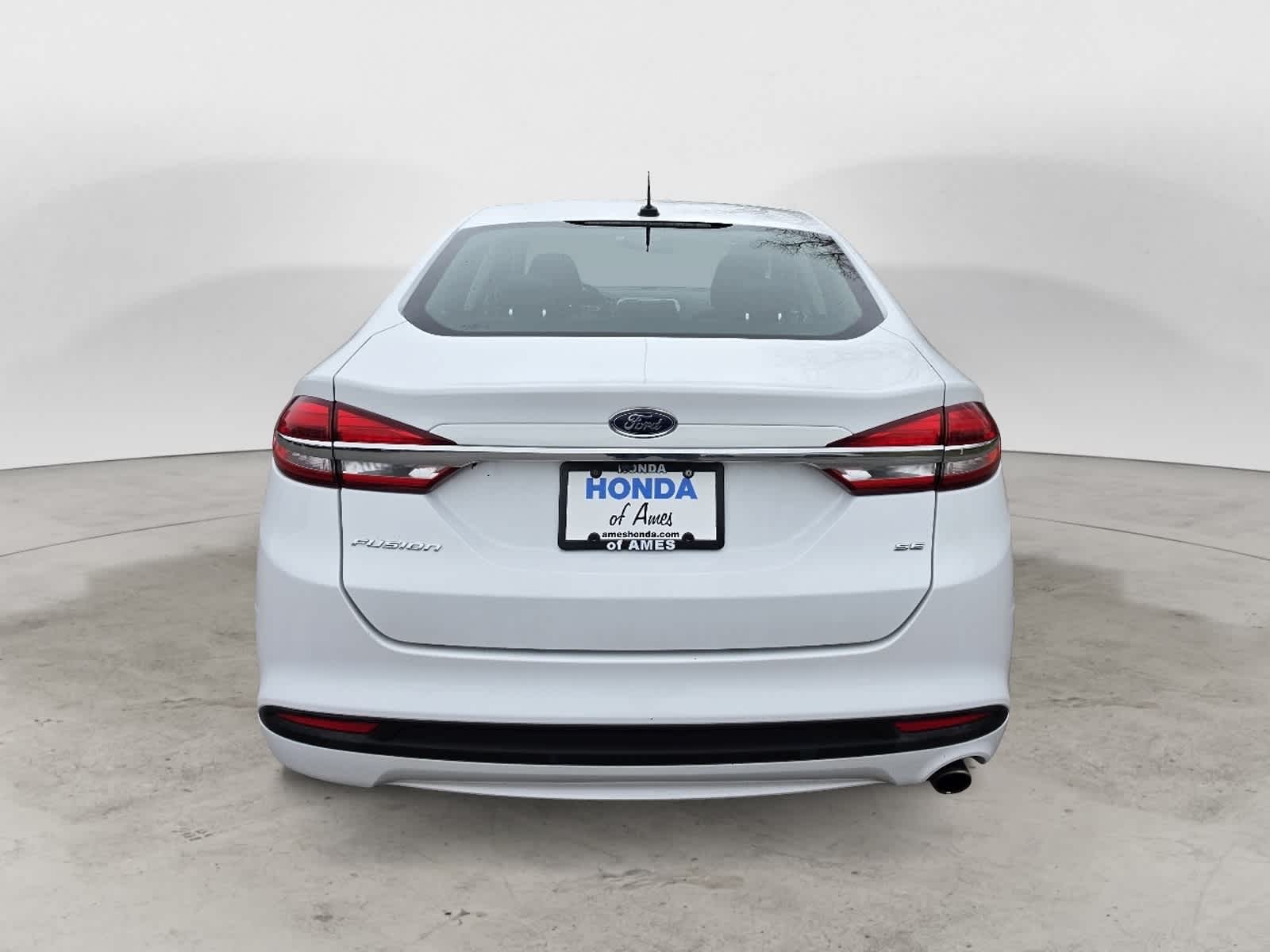 Thumbnail: 2018 Ford Fusion - 3