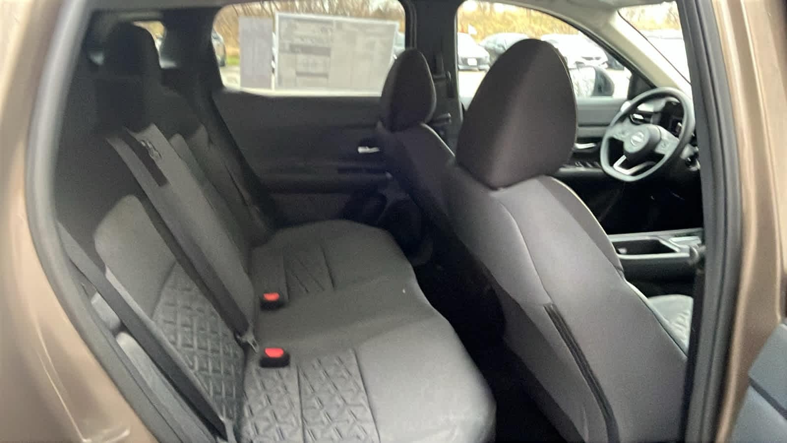 Thumbnail: 2026 Nissan Kicks - 10