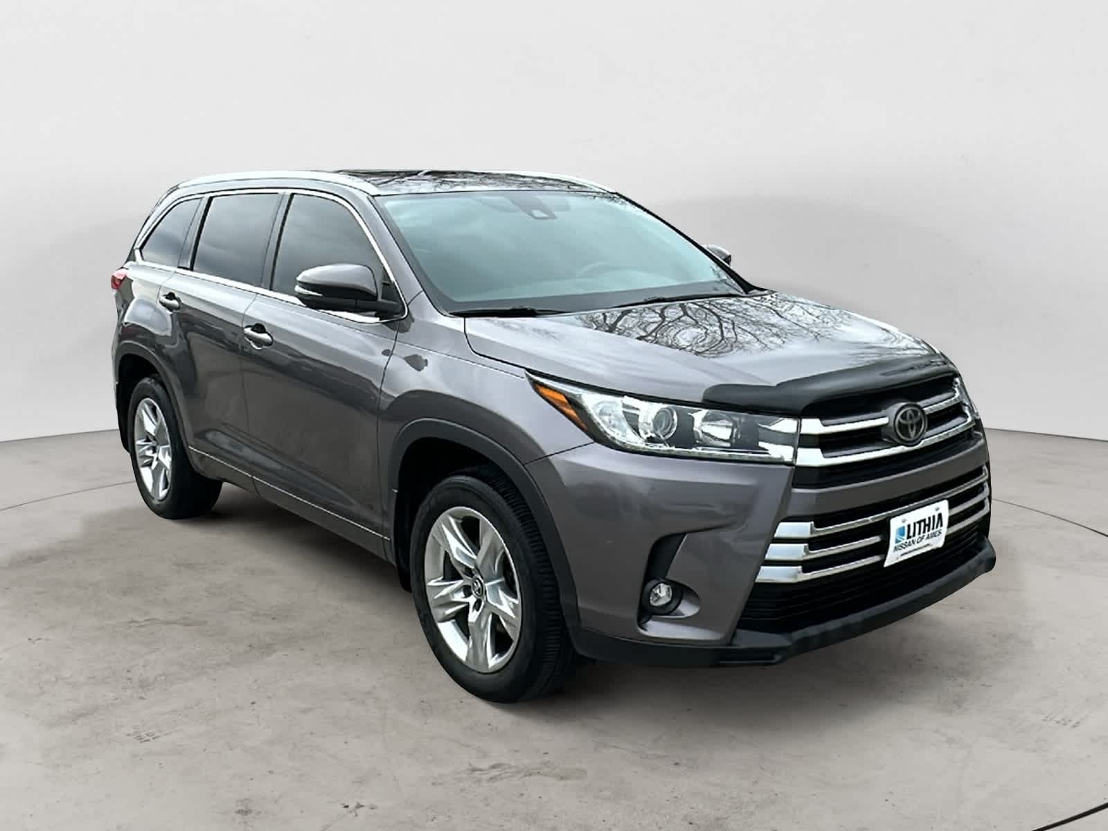 Thumbnail: 2019 Toyota Highlander - 2
