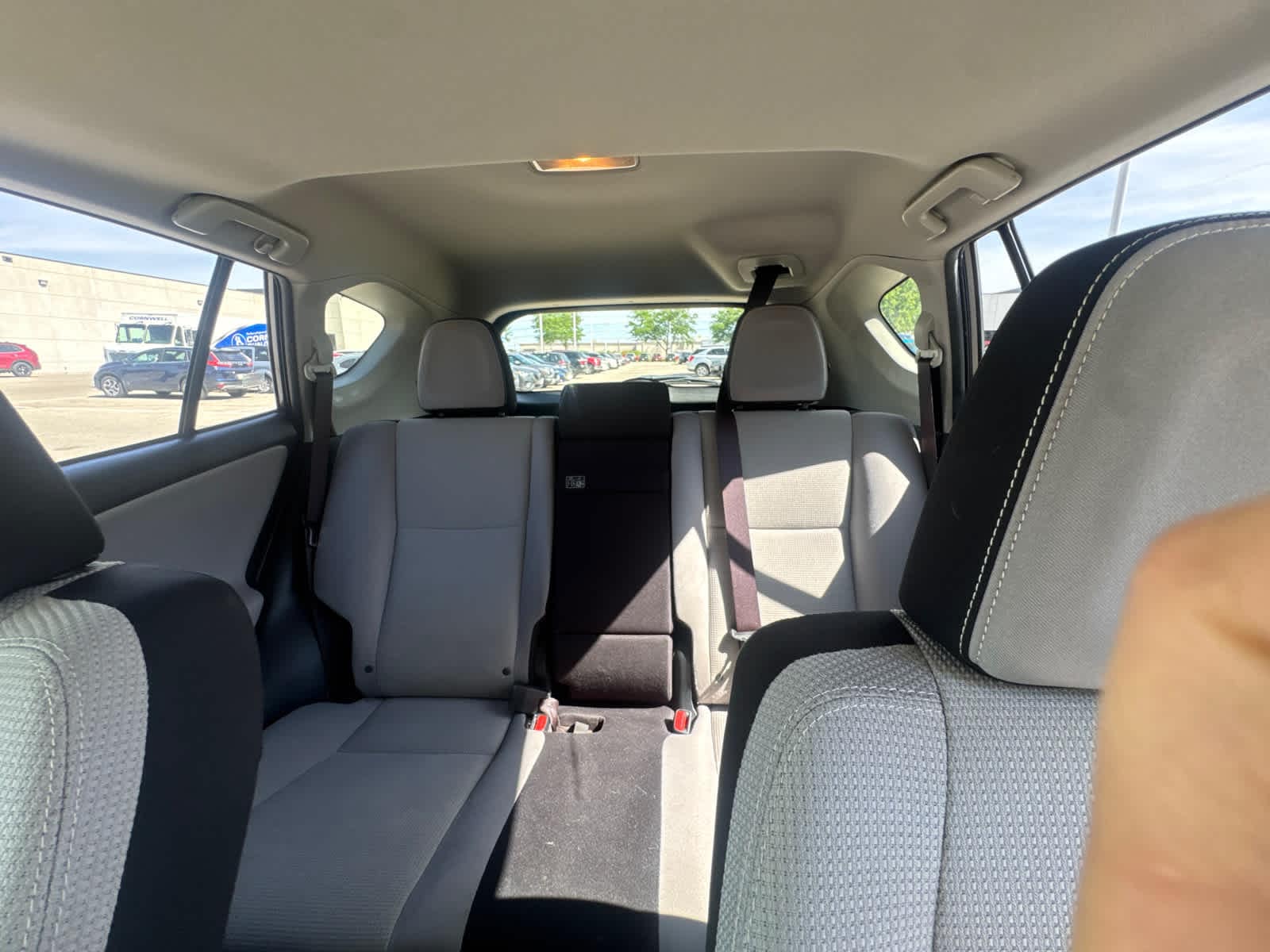 Thumbnail: 2016 Toyota RAV4 - 20