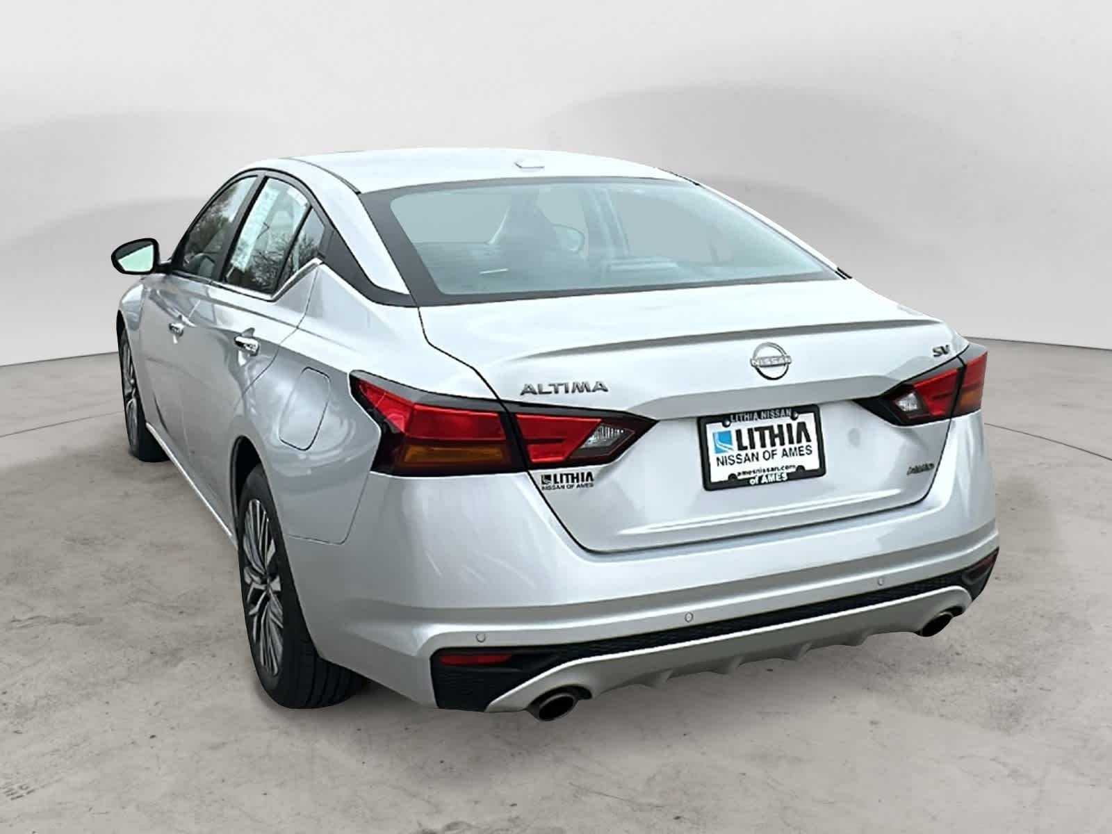 Thumbnail: 2023 Nissan Altima - 5