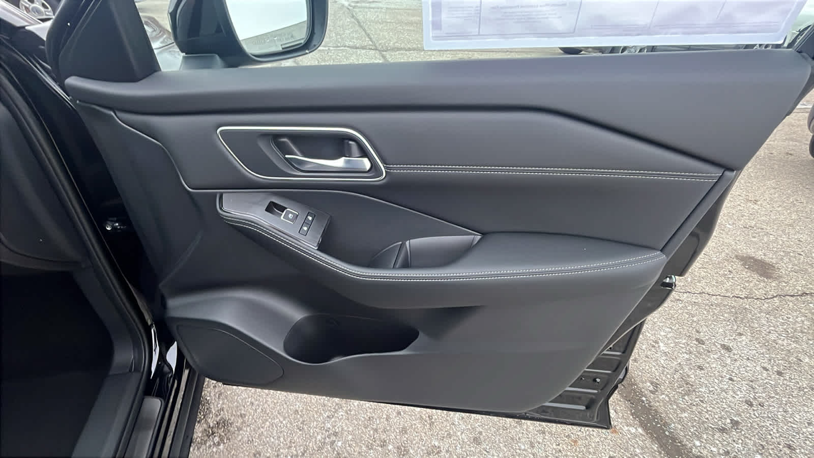 Thumbnail: 2026 Nissan Rogue - 8