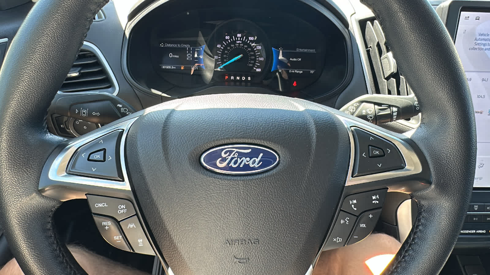 Thumbnail: 2023 Ford Edge - 19