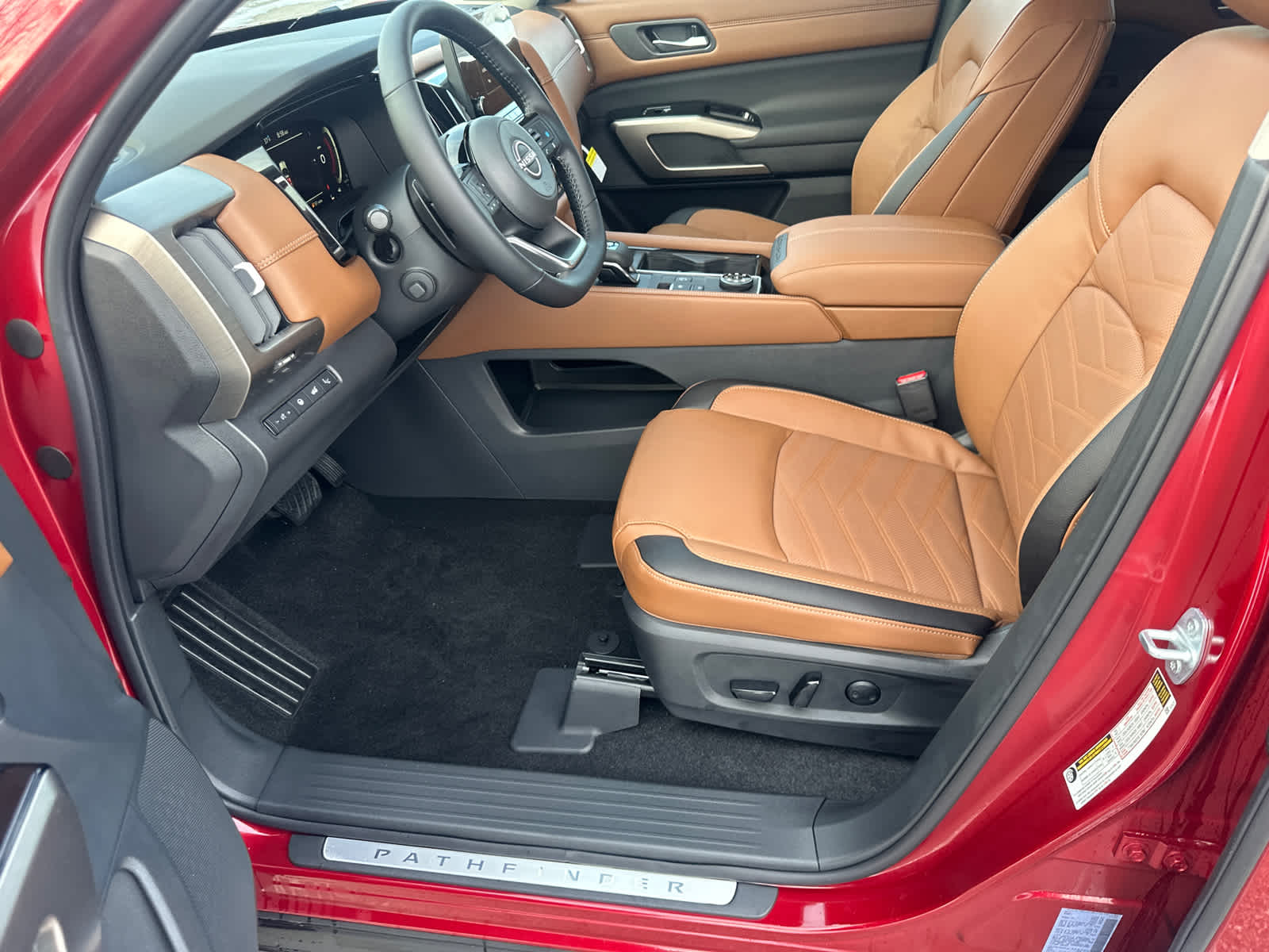 Thumbnail: 2025 Nissan Pathfinder - 18