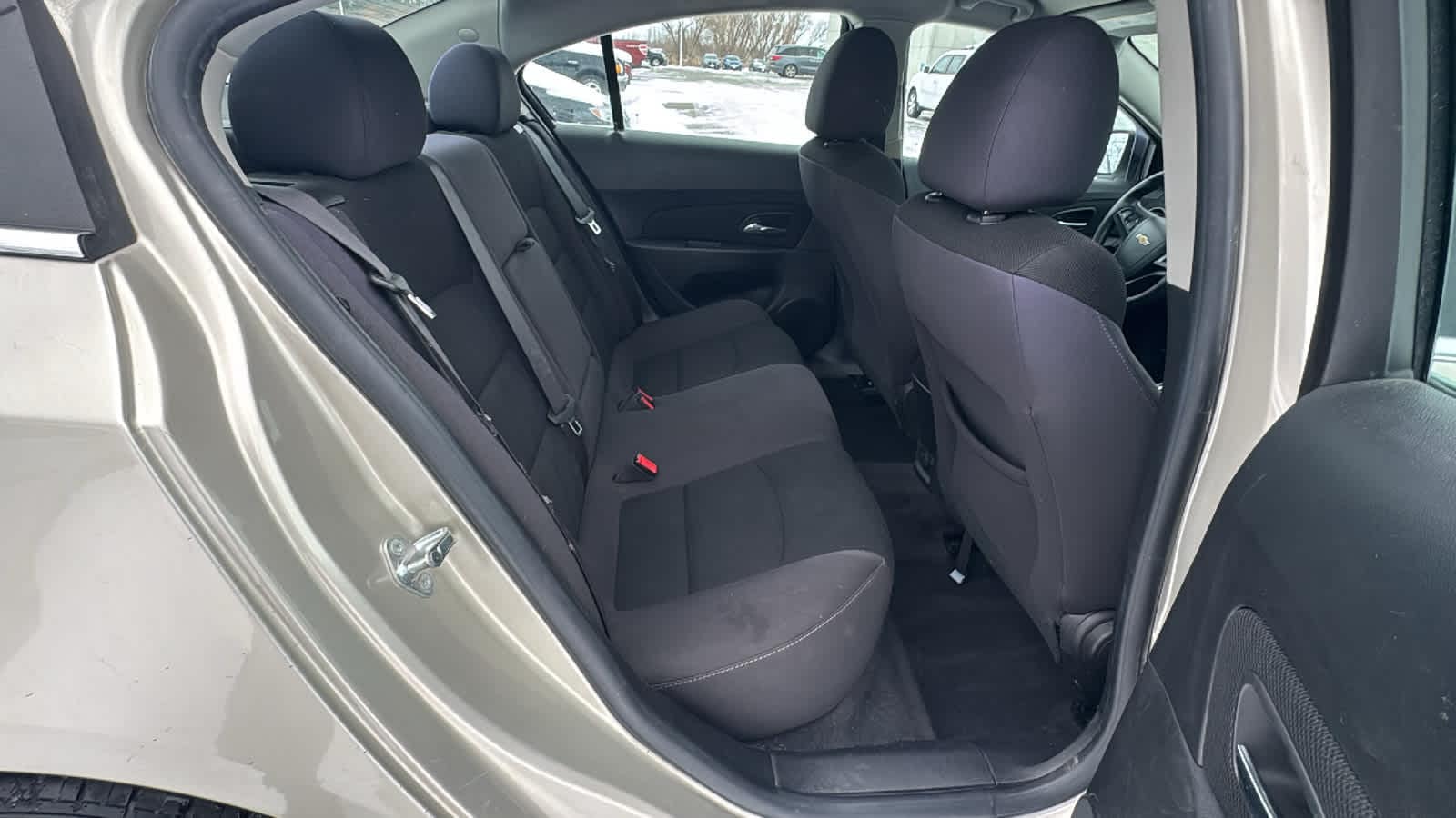 Thumbnail: 2015 Chevrolet Cruze - 11