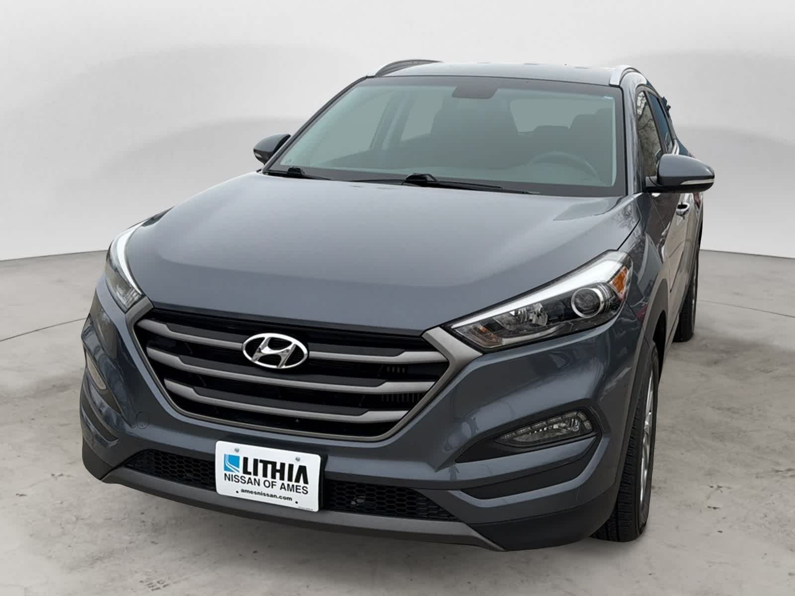Thumbnail: 2016 Hyundai Tucson - 1