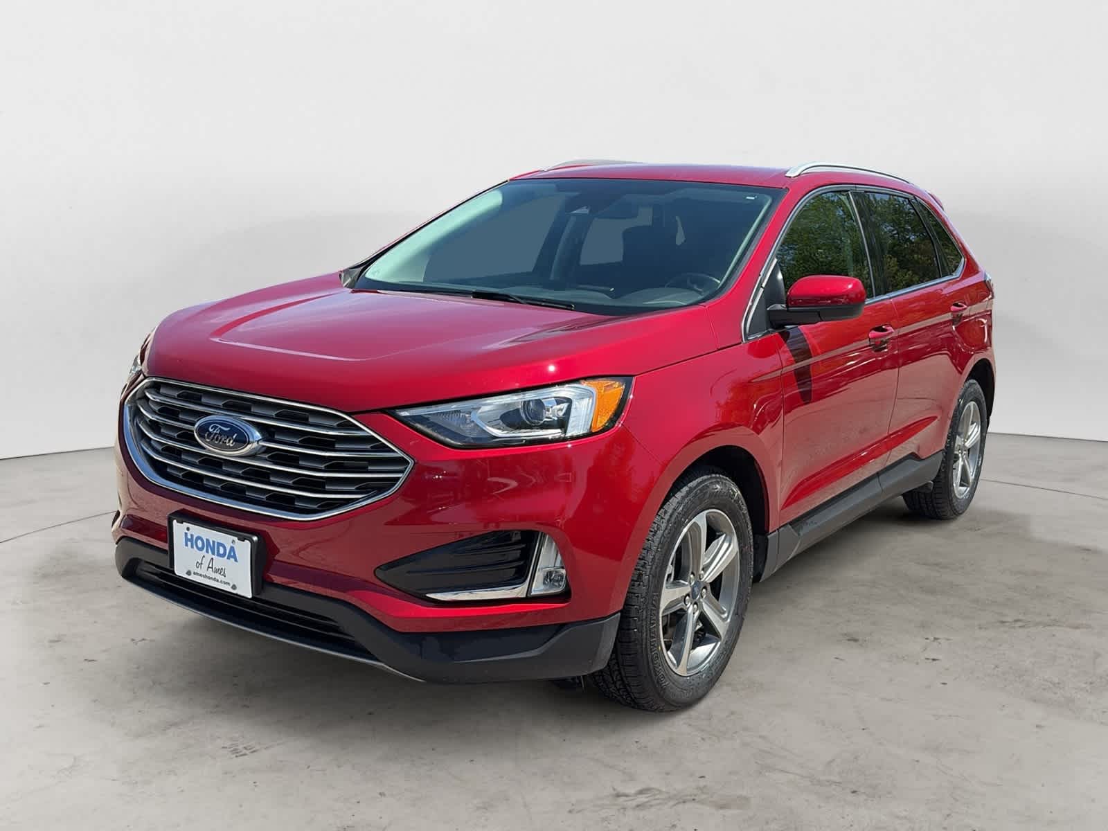 Thumbnail: 2021 Ford Edge - 1