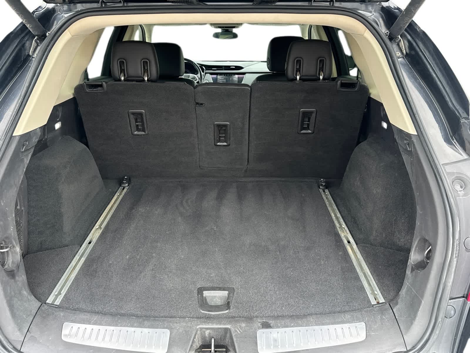 Thumbnail: 2019 Cadillac XT5 - 5