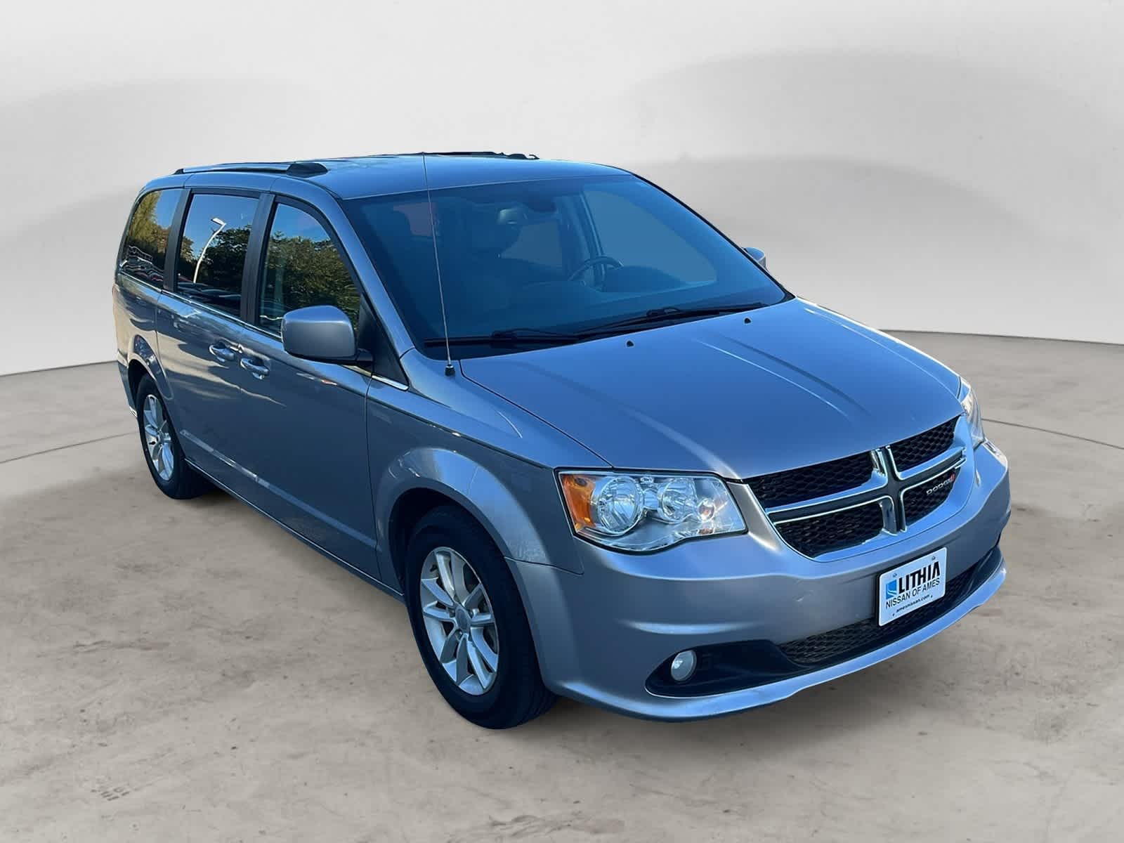 2019 Dodge Grand Caravan SXT -
                  Ames, IA