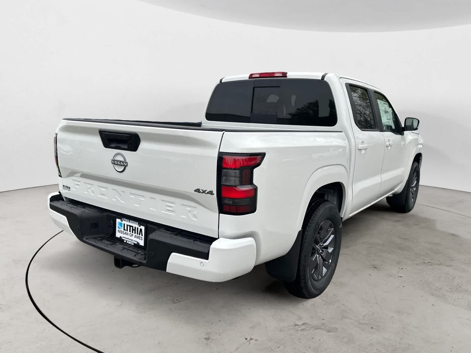 2025 Nissan Frontier SV 4