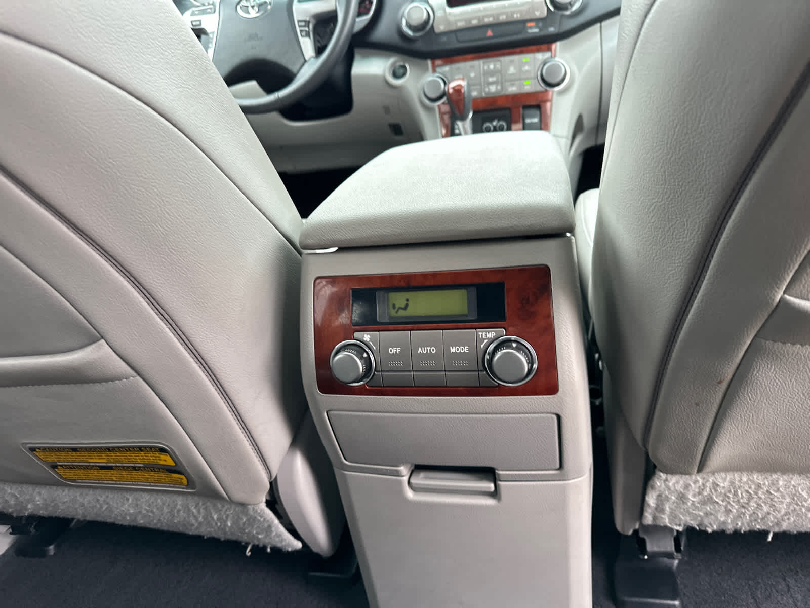 Thumbnail: 2012 Toyota Highlander - 13