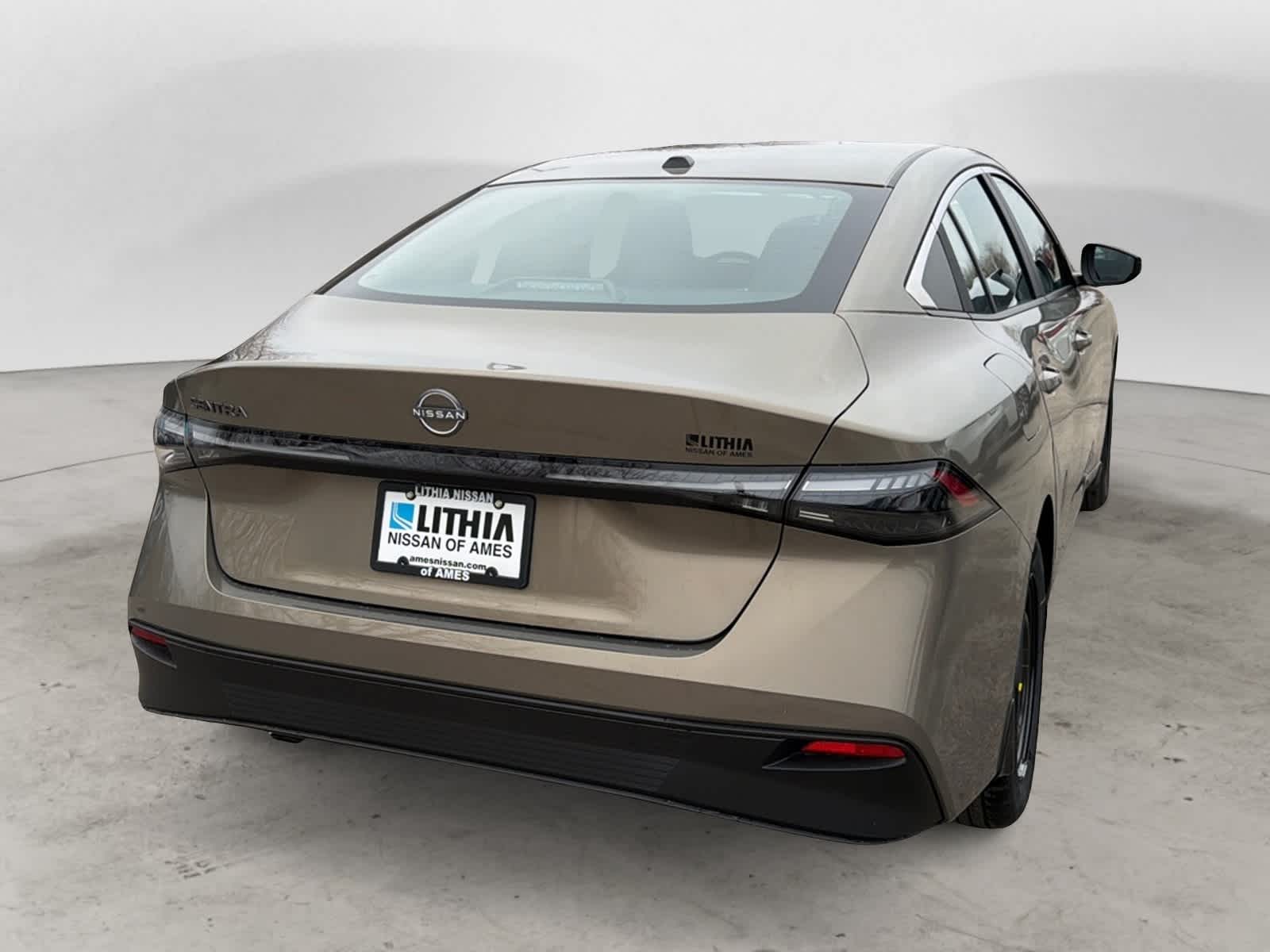 Thumbnail: 2026 Nissan Sentra - 4