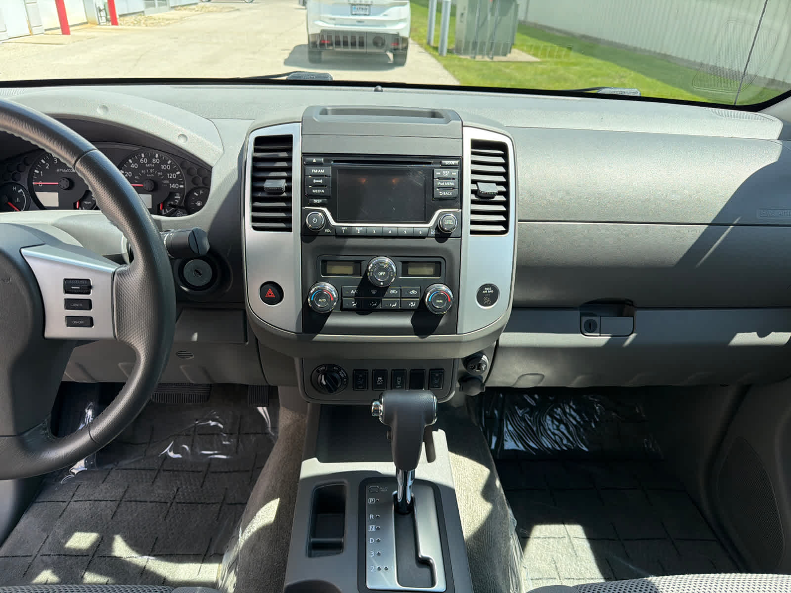 Thumbnail: 2018 Nissan Frontier - 23