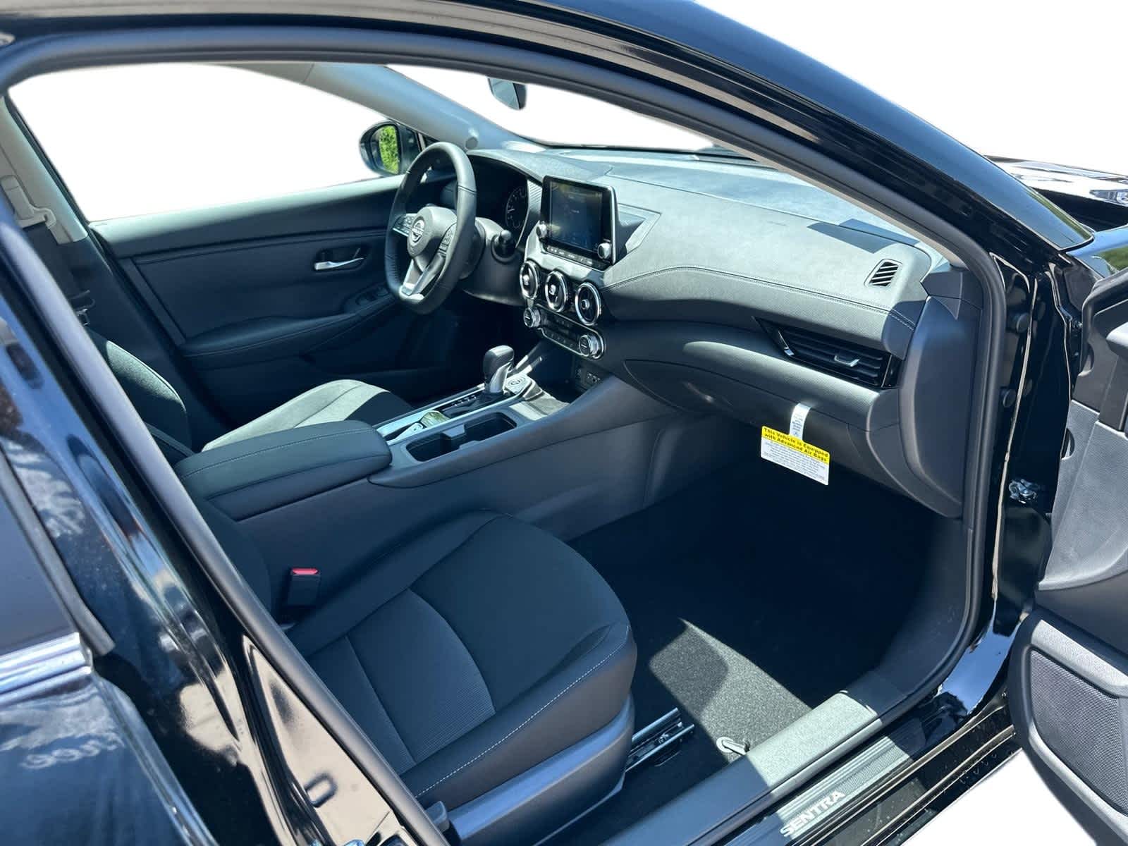 Thumbnail: 2025 Nissan Sentra - 6