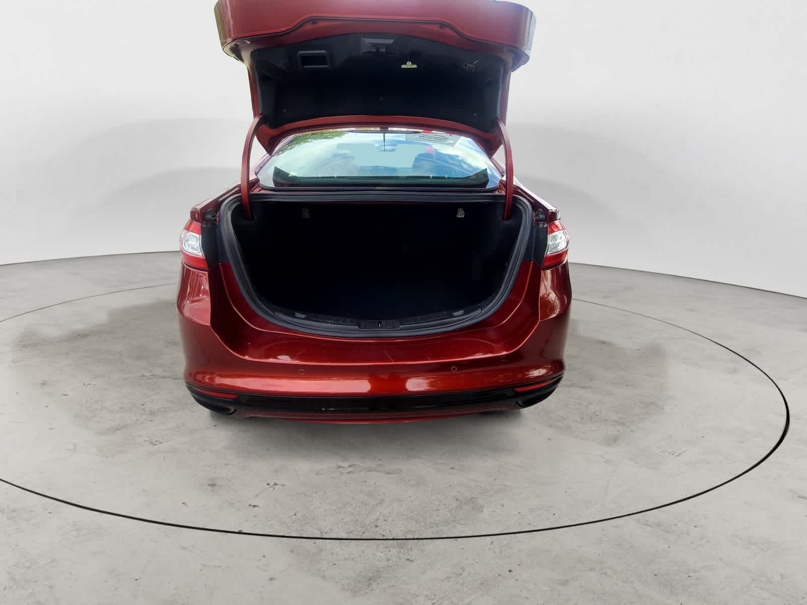 Thumbnail: 2014 Ford Fusion - 5