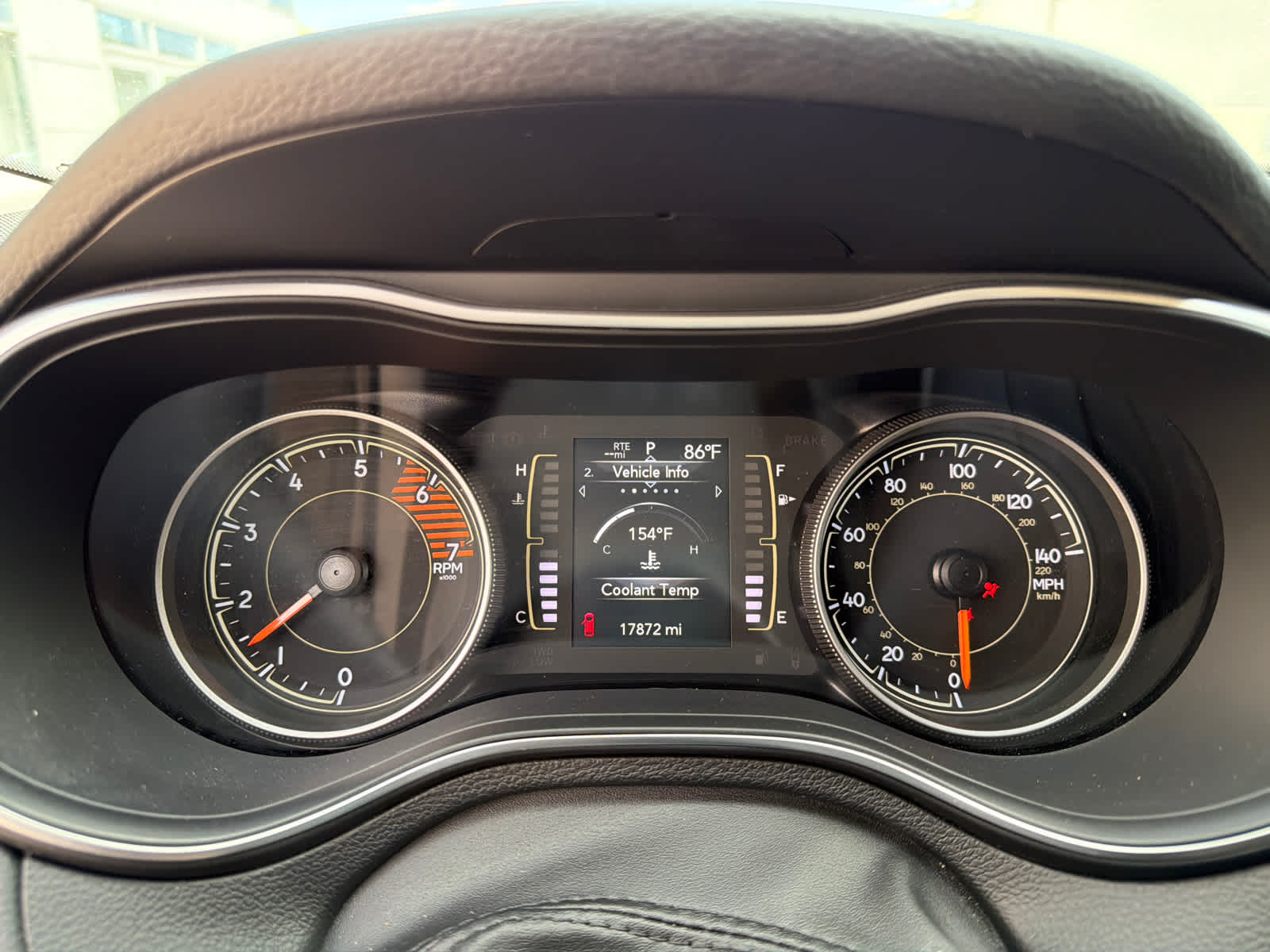 Thumbnail: 2020 Jeep Cherokee - 23